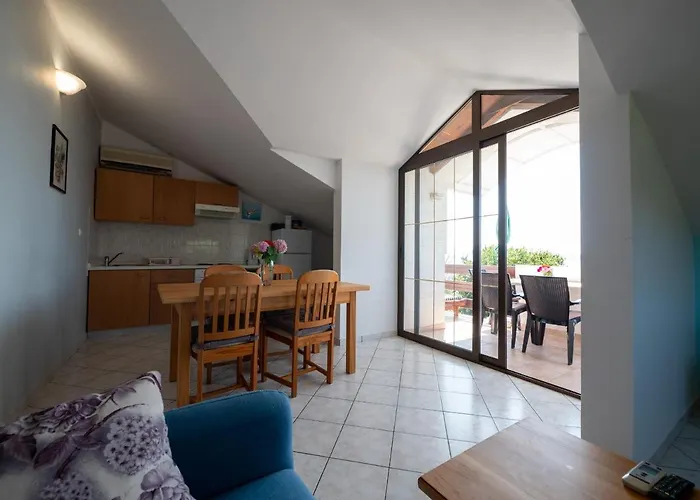 Ana Apartman Posedarje