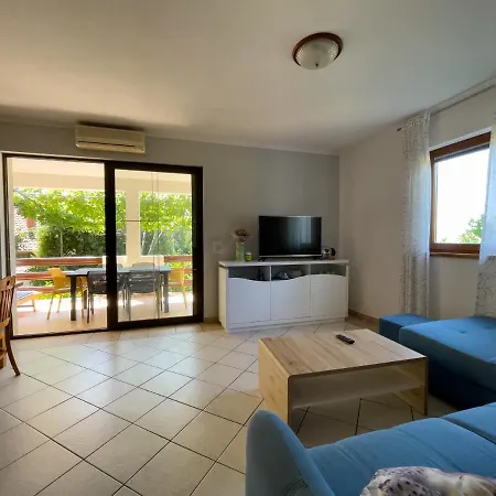 Ana Apartmán Posedarje