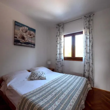 Appartement Ana Posedarje