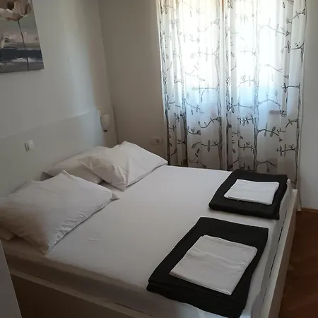 Apartment Ana