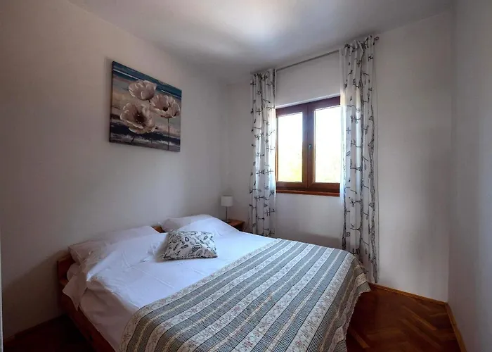 Appartement Ana Posedarje